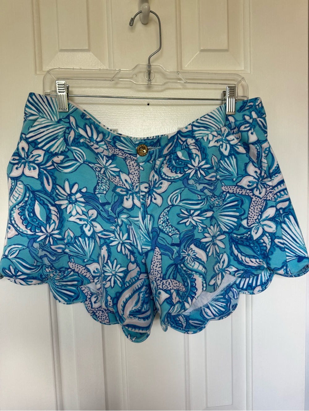 Lilly Pulitzer Knit Blue Floral Scallop Hem Women's Shorts